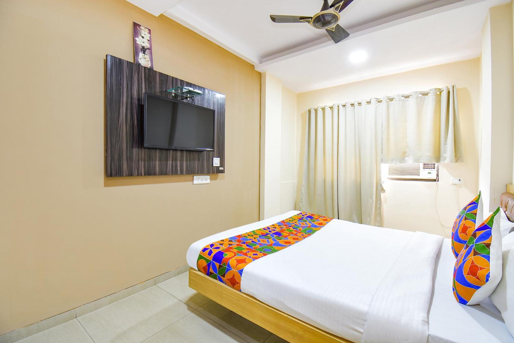 Fabhotel Royal Empire - Bird Valley Udhyan Pimpri-Chinchwad Exteriör bild